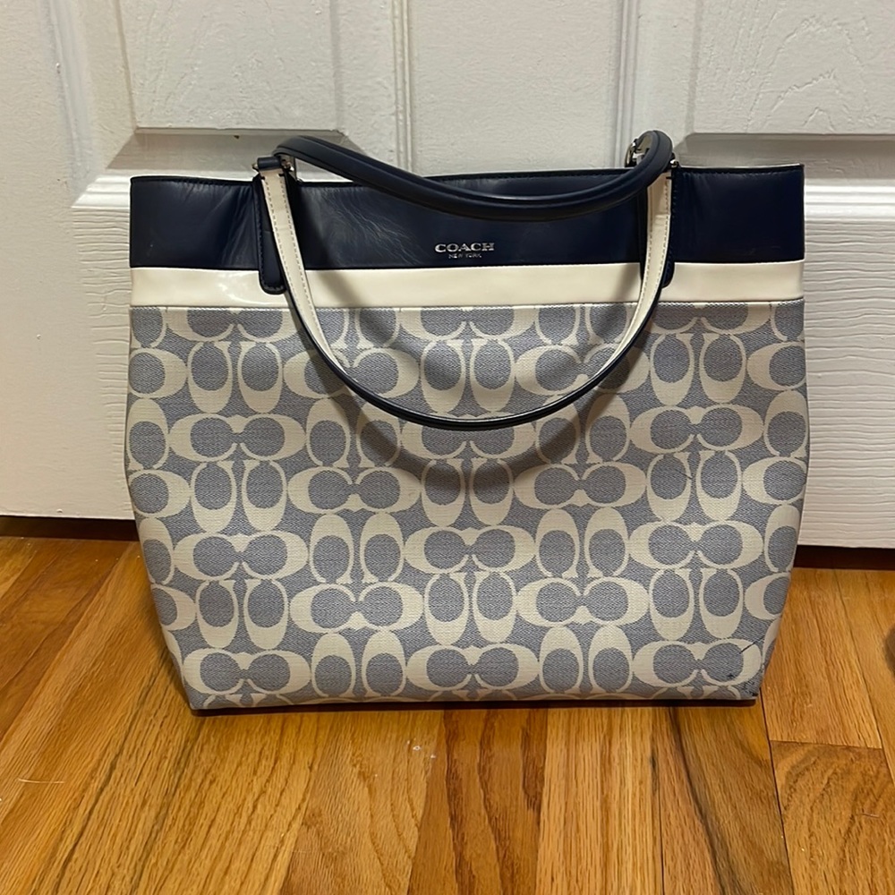 Coach tote